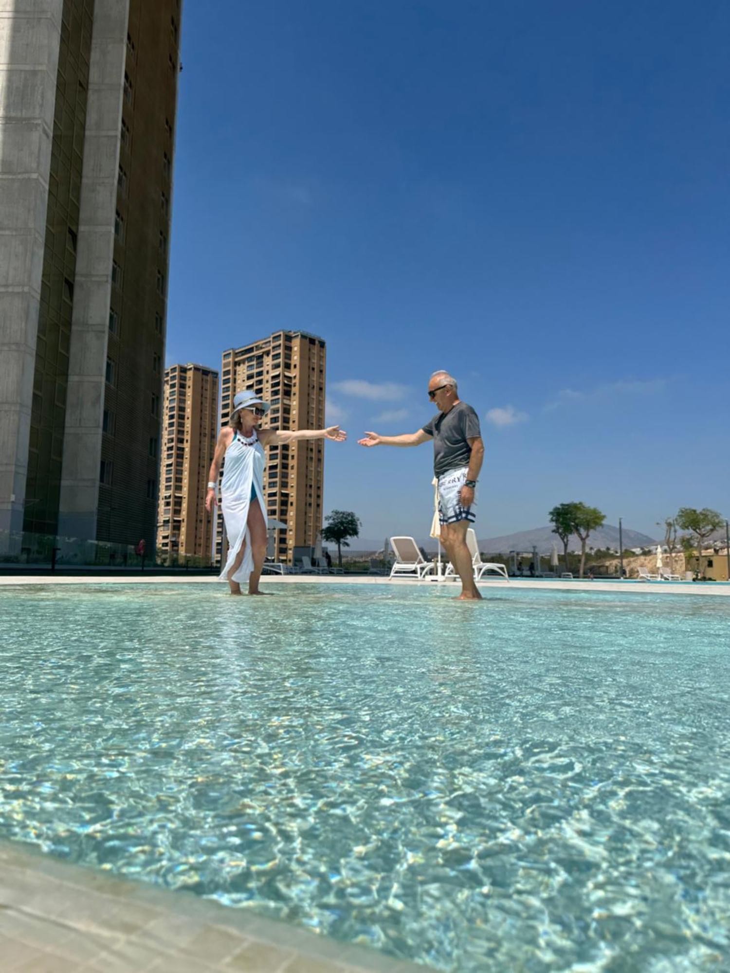 Intempo Sky Apartment 26 Floor Seaview Бенідорм Екстер'єр фото